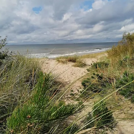 Geltoni Apartamentai *