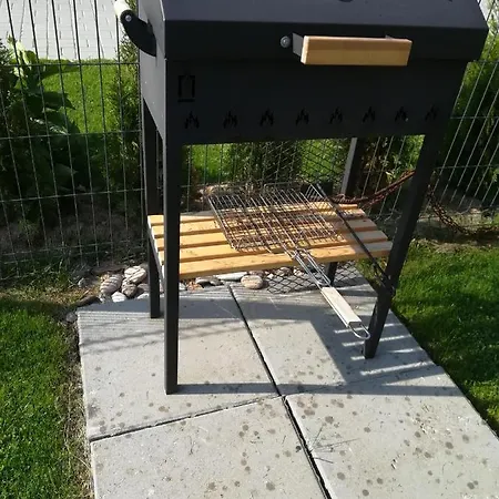 Geltoni Apartamentai