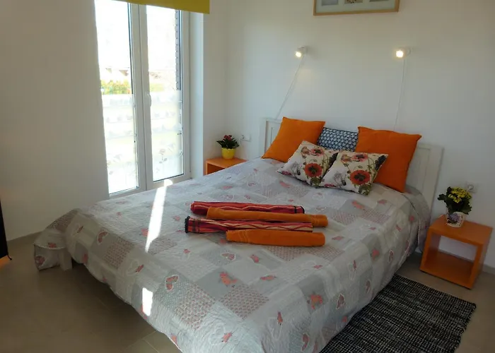 Апартаменти Geltoni Apartamentai *